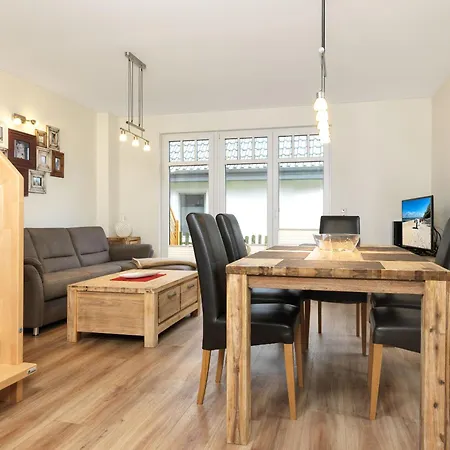 Doppelhaeuser Zum Reetmoor Haus Friederike