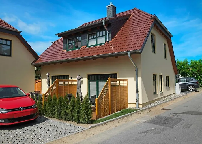 Doppelhaeuser Zum Reetmoor Haus Friederike