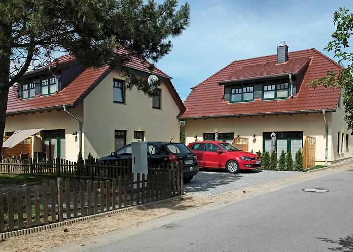 Doppelhaeuser Zum Reetmoor Haus Friederike *